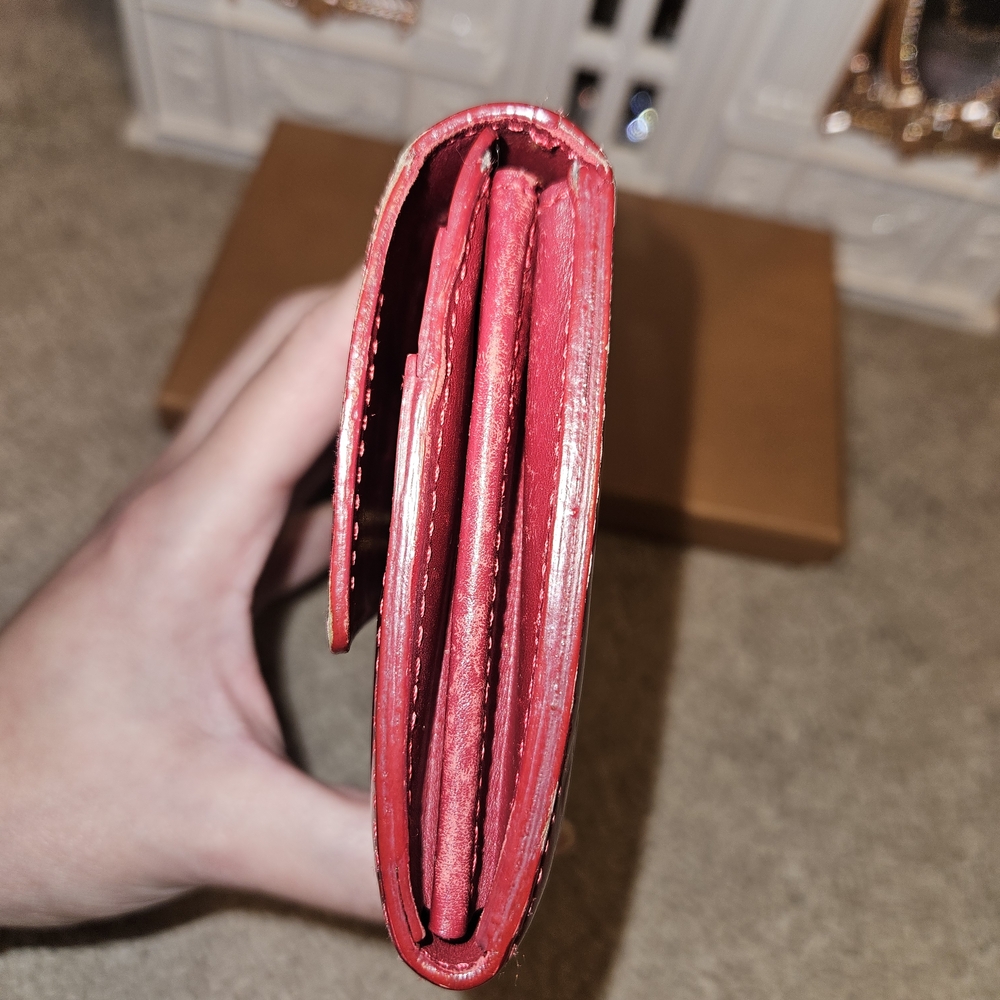 Louis Vuitton Vernis Red Wallet - Picture 6 of 11